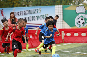 梅州举办最萌足球赛！8家幼儿园64名小将参加选拔