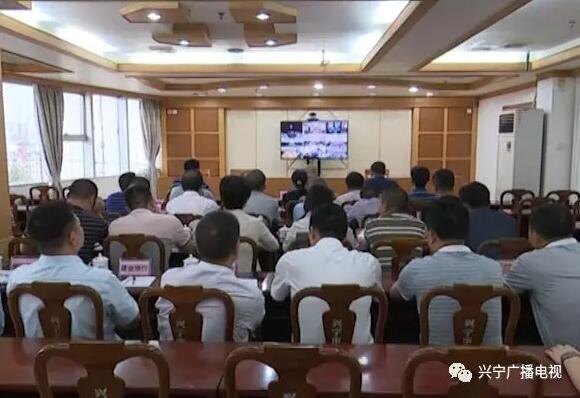 2020年1月1日起，梅州高速公路收费站仅保留一条人工/ETC混合车道