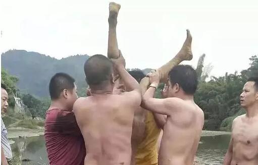 丰顺县黄金镇6名学生野游溺水，其中2人经抢救无效死亡