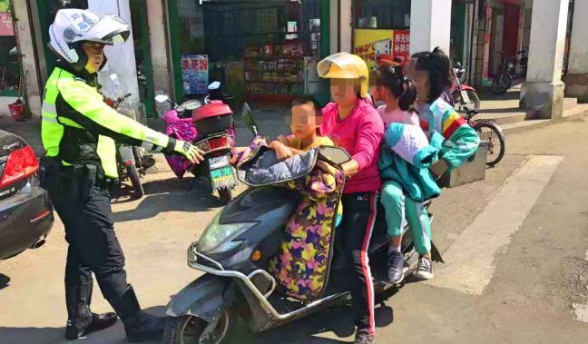 兴宁交警将严查学生驾驶摩托车、电动车等违法行为